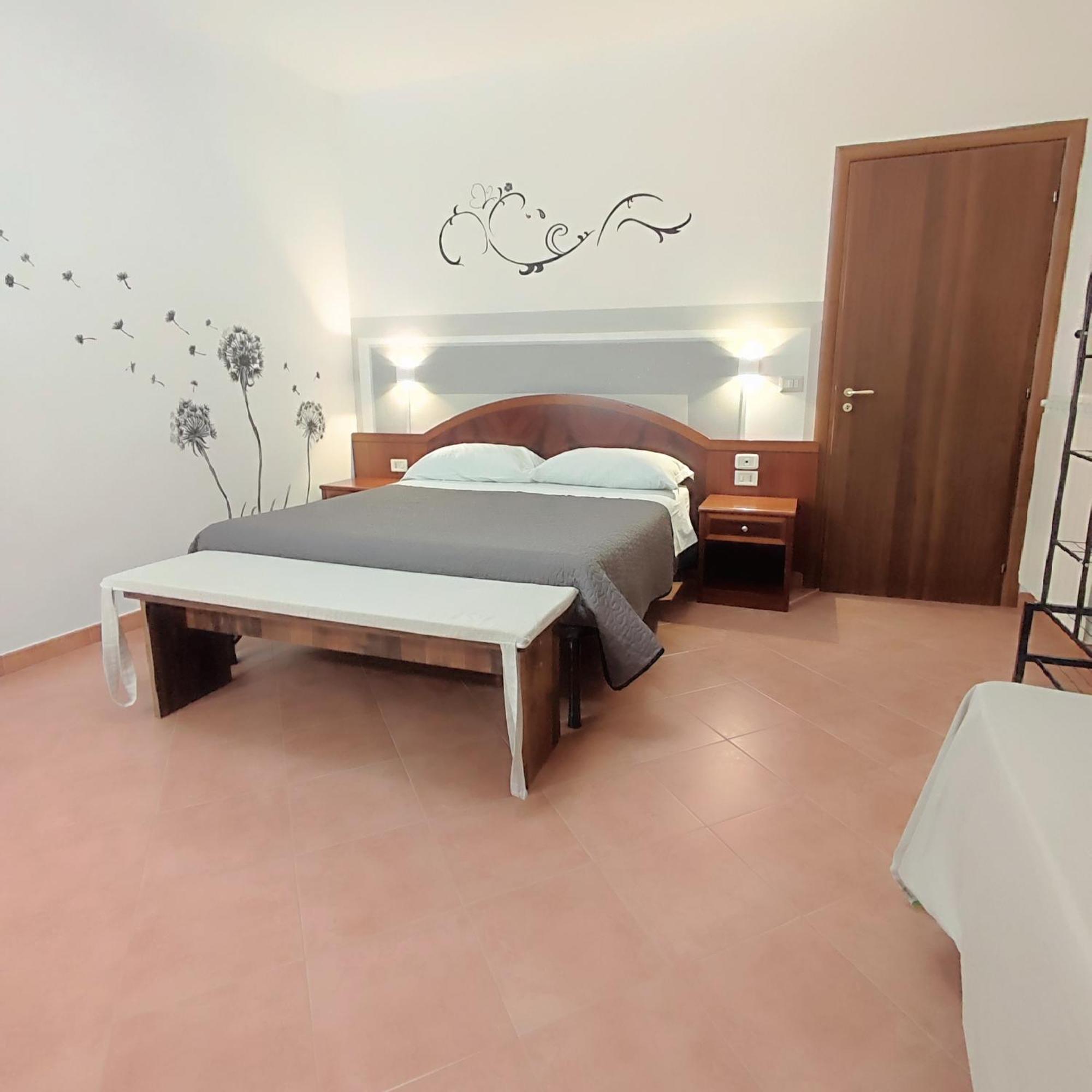 Ruggiero "Casa Vacanze" Vallo della Lucania Esterno foto
