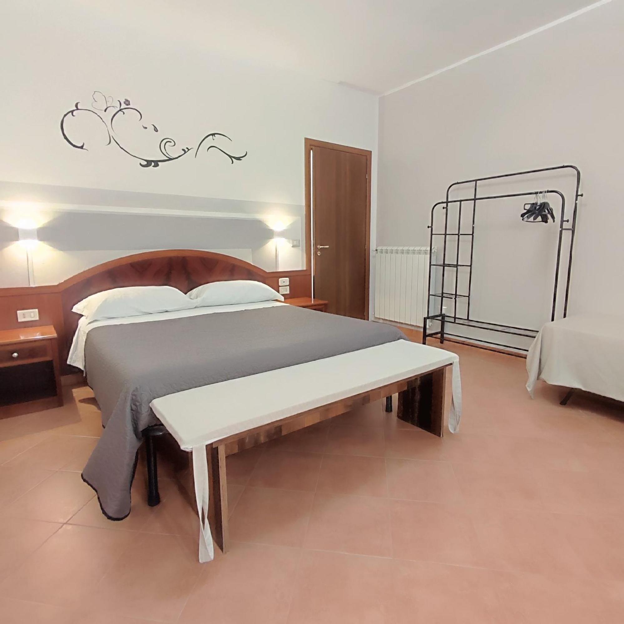 Ruggiero "Casa Vacanze" Vallo della Lucania Esterno foto